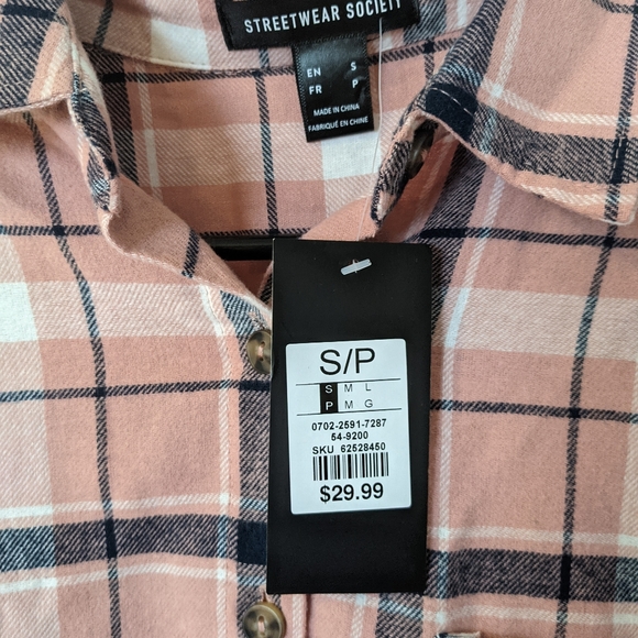 Plaid Button top - Picture 2 of 3